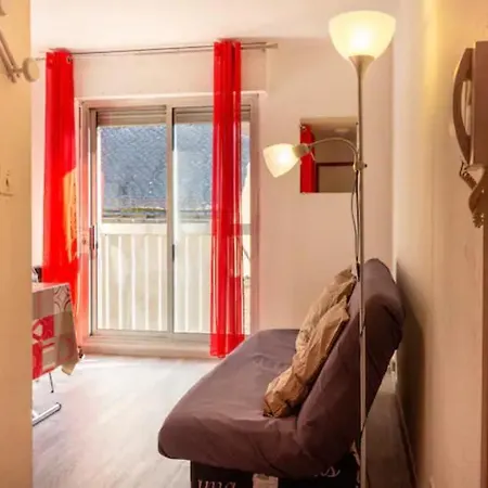 Rodez,studio, Prox Centre Ville,2pers, Libre Jillet-aout アパート *